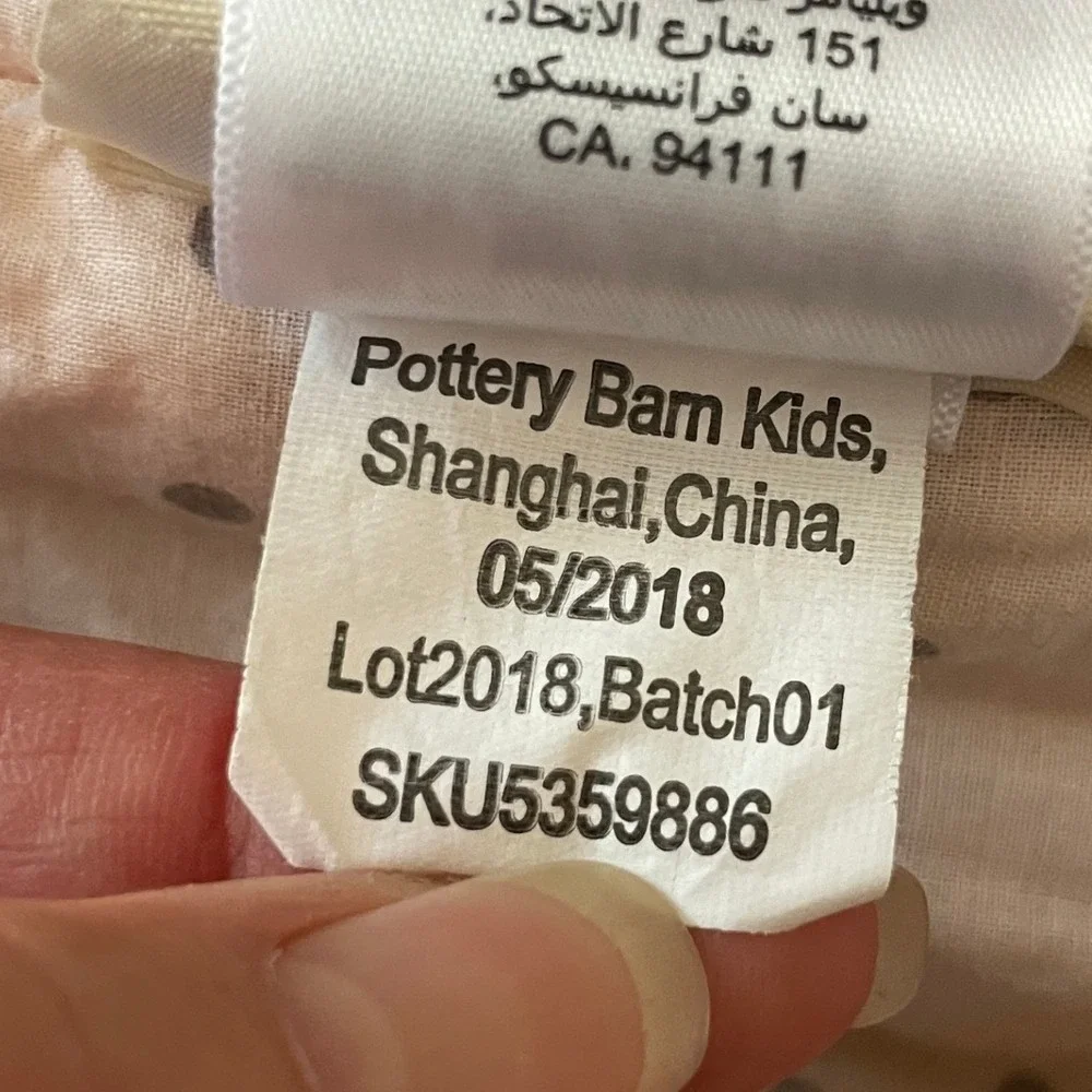 Pottery Barn Kids Millie Polka Dot Comforter Size Twin Pink Pintuck Pleated